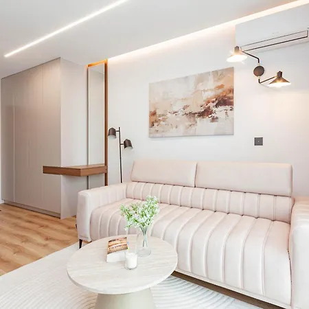 Apartament Apartly *